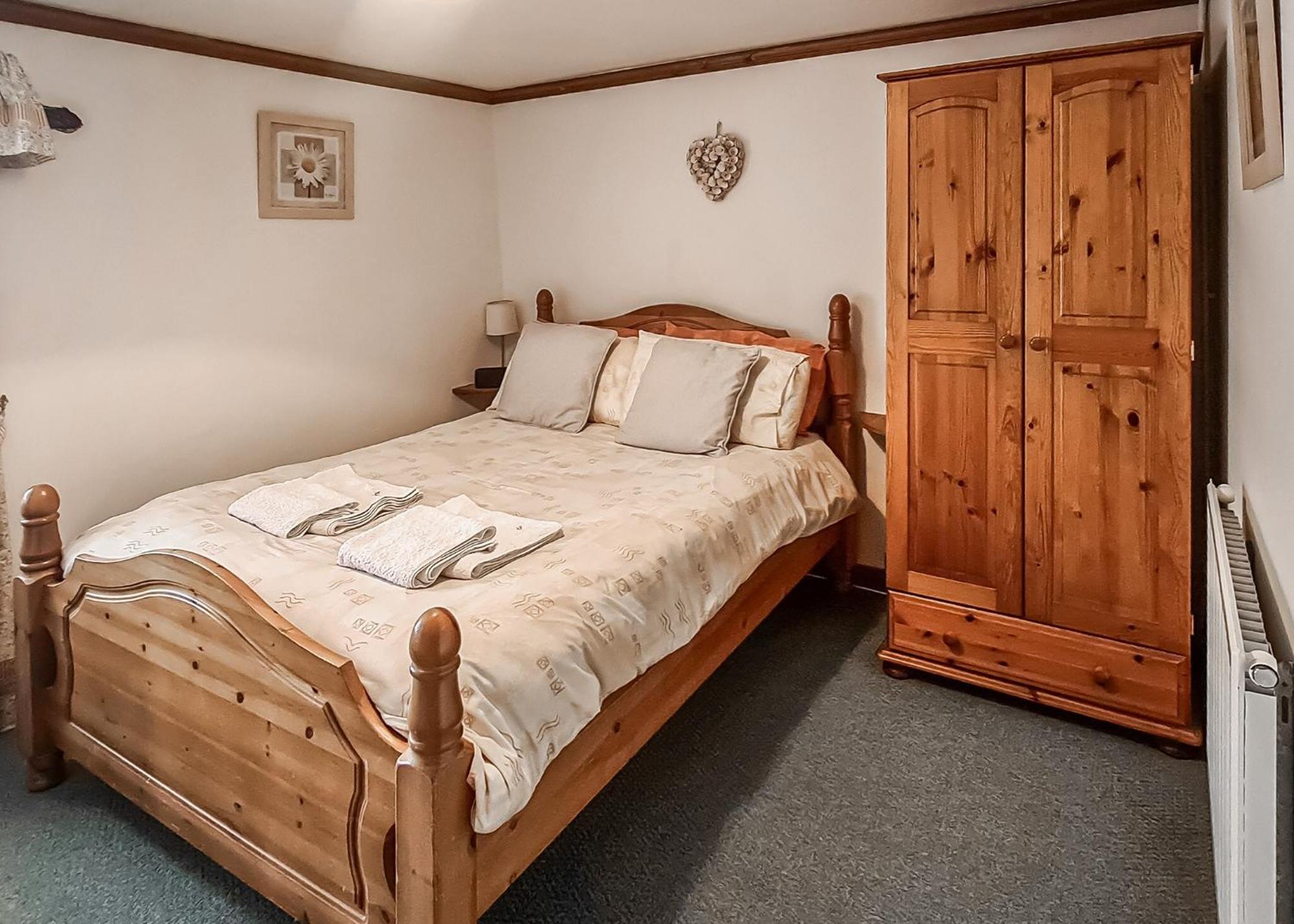 Garnffrwd Park Otel Llanddarog Dış mekan fotoğraf
