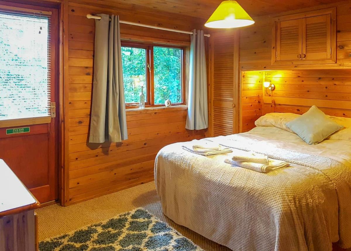 Garnffrwd Park Otel Llanddarog Dış mekan fotoğraf